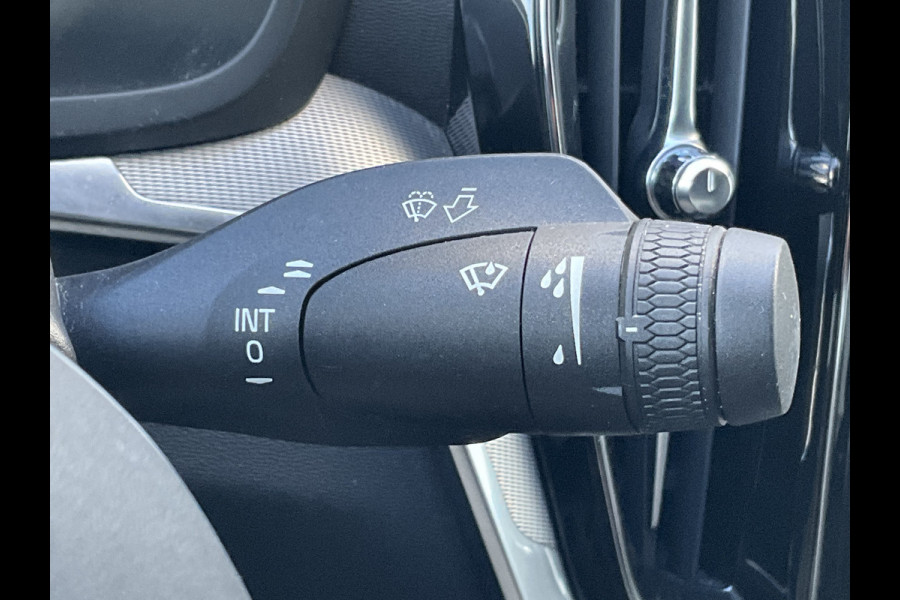 Volvo S60 2.0 T6 340pk AWD Twin Engine R-Design PHEV Pano.dak Leer Stoelverw. V+A