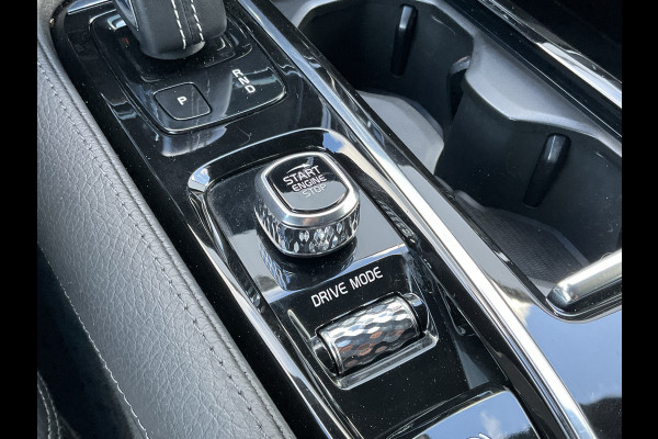 Volvo S60 2.0 T6 340pk AWD Twin Engine R-Design PHEV Pano.dak Leer Stoelverw. V+A