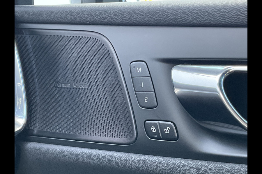 Volvo S60 2.0 T6 340pk AWD Twin Engine R-Design PHEV Pano.dak Leer Stoelverw. V+A