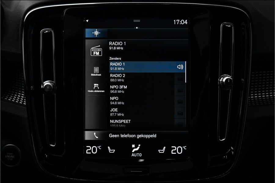 Volvo XC40 2.0 T5 AWD R-Design Pano Camera ACC 20" Volvo XC40 2.0 T5 AWD R-Design Pano Camera ACC 20"