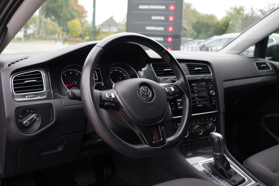 Volkswagen Golf 1.5 TSI 130 PK DSG-Automaat Comfortline BNS, Stoelverwarming, Carplay, Climate Control