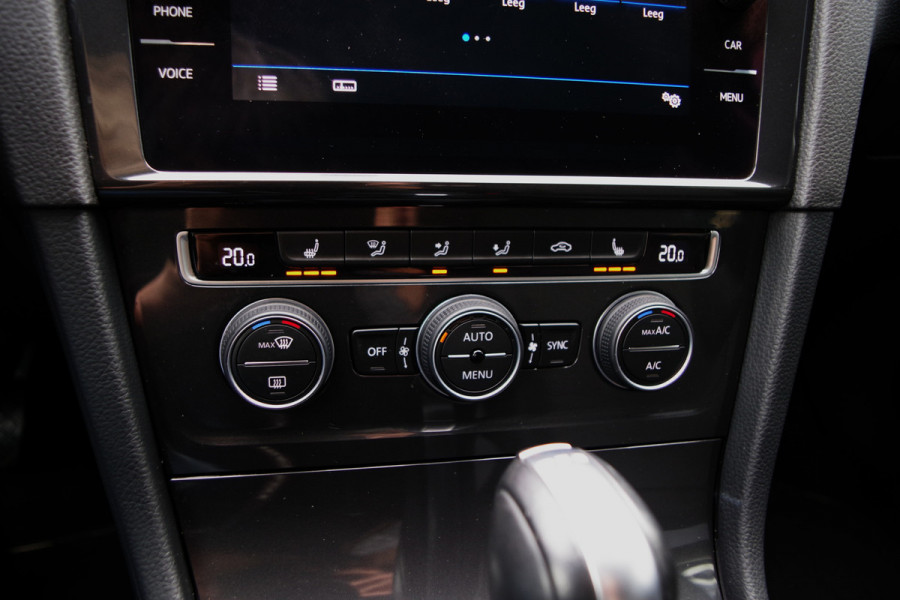 Volkswagen Golf 1.5 TSI 130 PK DSG-Automaat Comfortline BNS, Stoelverwarming, Carplay, Climate Control