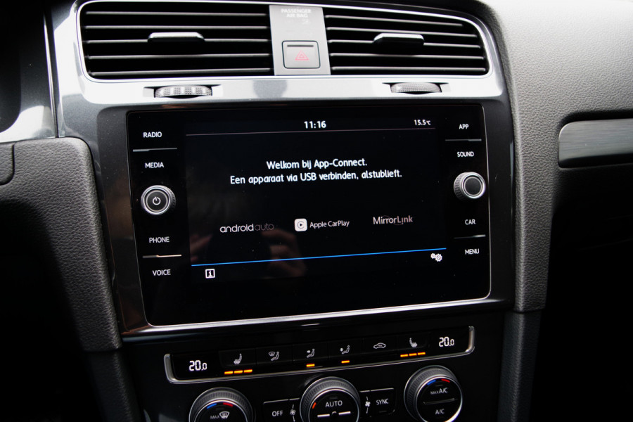 Volkswagen Golf 1.5 TSI 130 PK DSG-Automaat Comfortline BNS, Stoelverwarming, Carplay, Climate Control