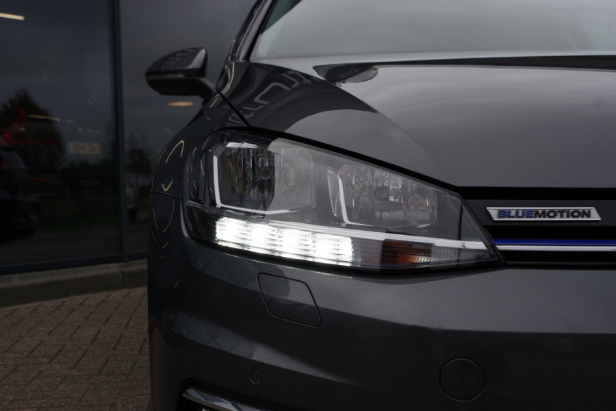 Volkswagen Golf 1.5 TSI 130 PK DSG-Automaat Comfortline BNS, Stoelverwarming, Carplay, Climate Control