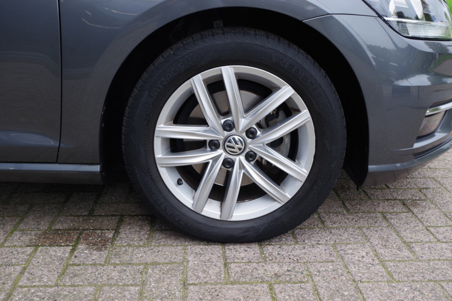 Volkswagen Golf 1.5 TSI 130 PK DSG-Automaat Comfortline BNS, Stoelverwarming, Carplay, Climate Control