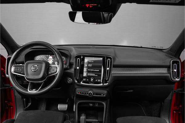 Volvo XC40 2.0 T5 AWD R-Design Pano Camera ACC 20" Volvo XC40 2.0 T5 AWD R-Design Pano Camera ACC 20"