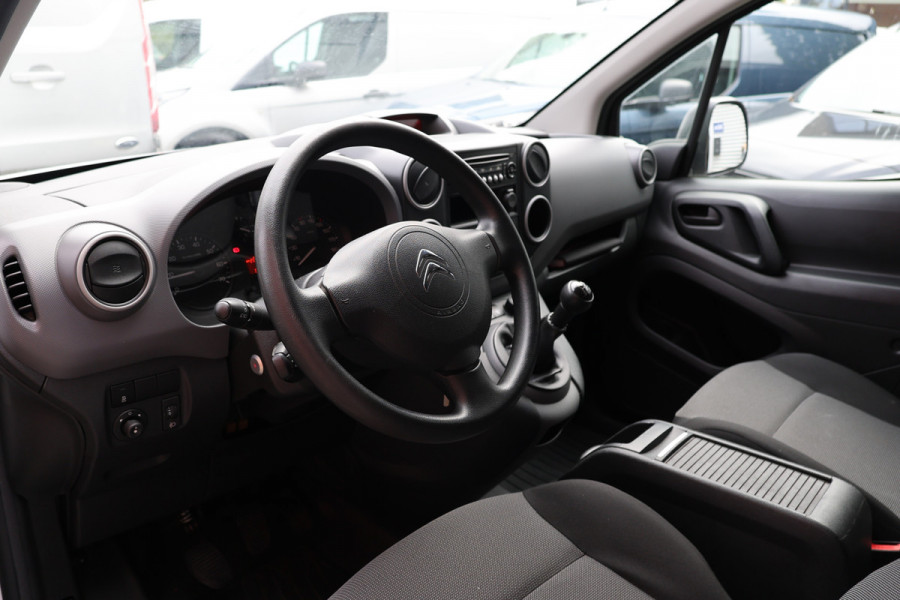 Citroën Berlingo 1.6 BlueHDI | Airco | Cruise control | Trekhaak | Bluetooth | Schuifdeur | Elek. ramen | Houten vloer | NAP Logisch | NL Auto | Nieuwe APK