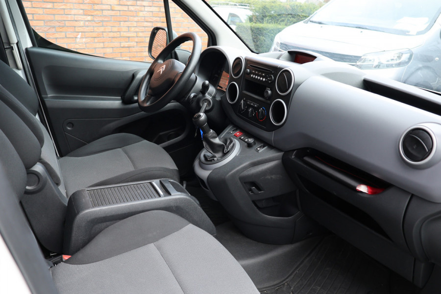 Citroën Berlingo 1.6 BlueHDI | Airco | Cruise control | Trekhaak | Bluetooth | Schuifdeur | Elek. ramen | Houten vloer | NAP Logisch | NL Auto | Nieuwe APK