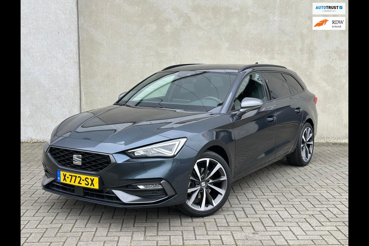 Seat Leon Sportstourer 1.5 eTSI FR Camera 230V Carplay DAB 18'' Seat Leon Sportstourer 1.5 eTSI FR Camera 230V Carplay DAB 18''