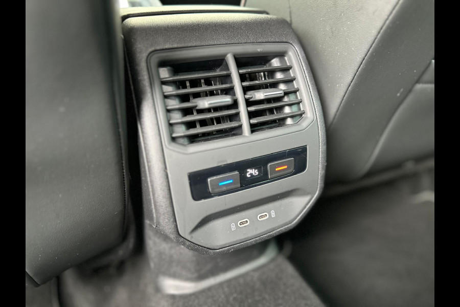 Seat Leon Sportstourer 1.5 eTSI FR Camera 230V Carplay DAB 18''