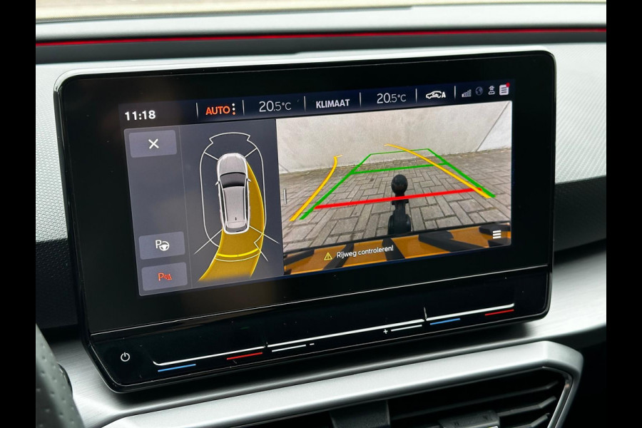 Seat Leon Sportstourer 1.5 eTSI FR Camera 230V Carplay DAB 18''