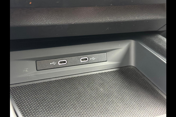 Seat Leon Sportstourer 1.5 eTSI FR Camera 230V Carplay DAB 18''