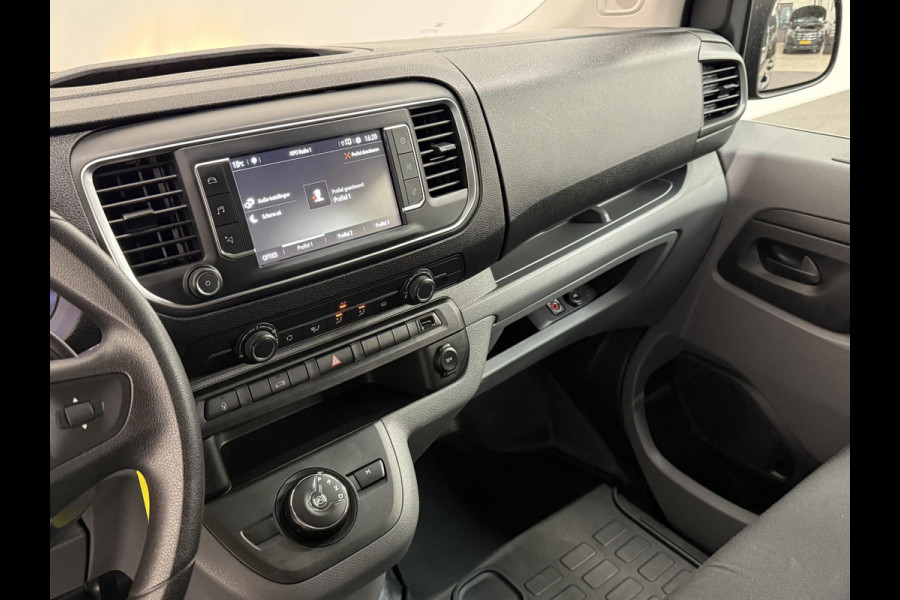 Opel Vivaro 2.0 CDTI L3H1 Edition Dubbele Cabine Airco Bluetooth Navi Trekhaak Opel Vivaro 2.0 CDTI L3H1 Edition Dubbele Cabine Airco Bluetooth Navi Trekhaak