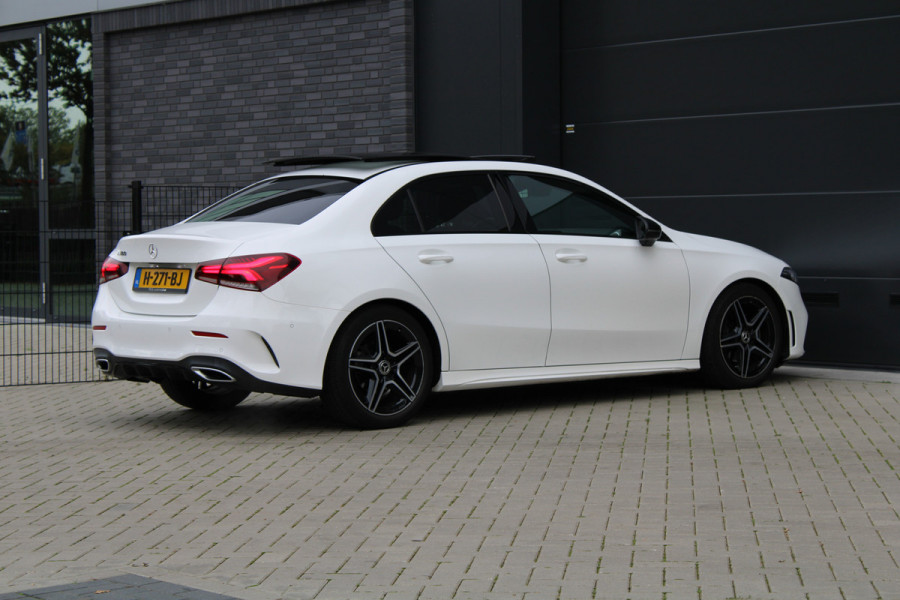 Mercedes-Benz A-Klasse 180 Business Solution AMG | NAP | PANO/SCHUIFDAK | AMG-LINE | ALARM KLASSE 3 | CAMERA |