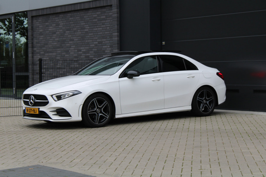 Mercedes-Benz A-Klasse 180 Business Solution AMG | NAP | PANO/SCHUIFDAK | AMG-LINE | ALARM KLASSE 3 | CAMERA |