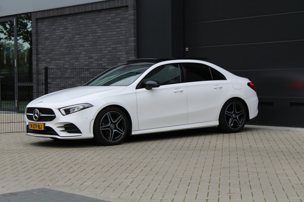 Mercedes-Benz A-Klasse 180 Business Solution AMG | NAP | PANO/SCHUIFDAK | AMG-LINE | ALARM KLASSE 3 | CAMERA |