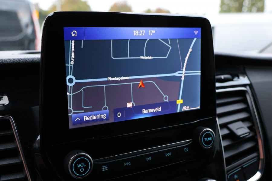 Ford Transit Custom 300 2.0 TDCI L2H1 170 PK Limited DC | B-Xenon | Blind Spot | CarPlay | Camera | Navigatie | Stoelverwarming | Trekhaak | L+R Schuifdeur | PDC V+A | MF Stuur | Dubbel cabine | 5-Zitter | Nieuwe APK | NAP Logisch