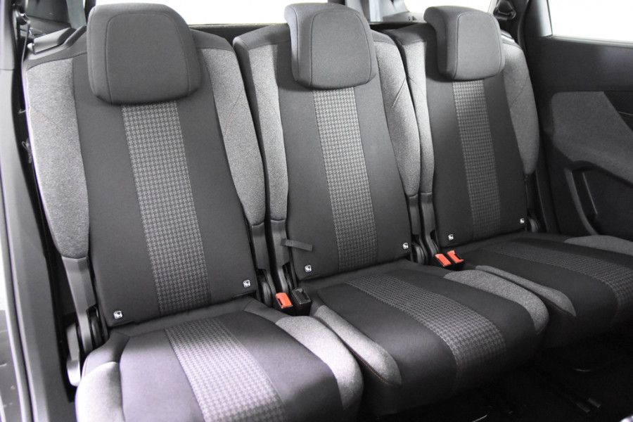 Peugeot 5008 Active Pack Automaat *1ste Eigenaar*7-Zits*Trekhaak* Peugeot 5008 Active Pack Automaat *1ste Eigenaar*7-Zits*Trekhaak*