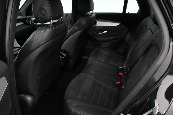 Mercedes-Benz GLC 300e 4MATIC Business Solution AMG | Navigatie | Camera | Climate control  | Lichtmetalen Velgen | DAB | Electrisch bedienbare achterklep | Rij assistent pakket | Extra Getint Glas