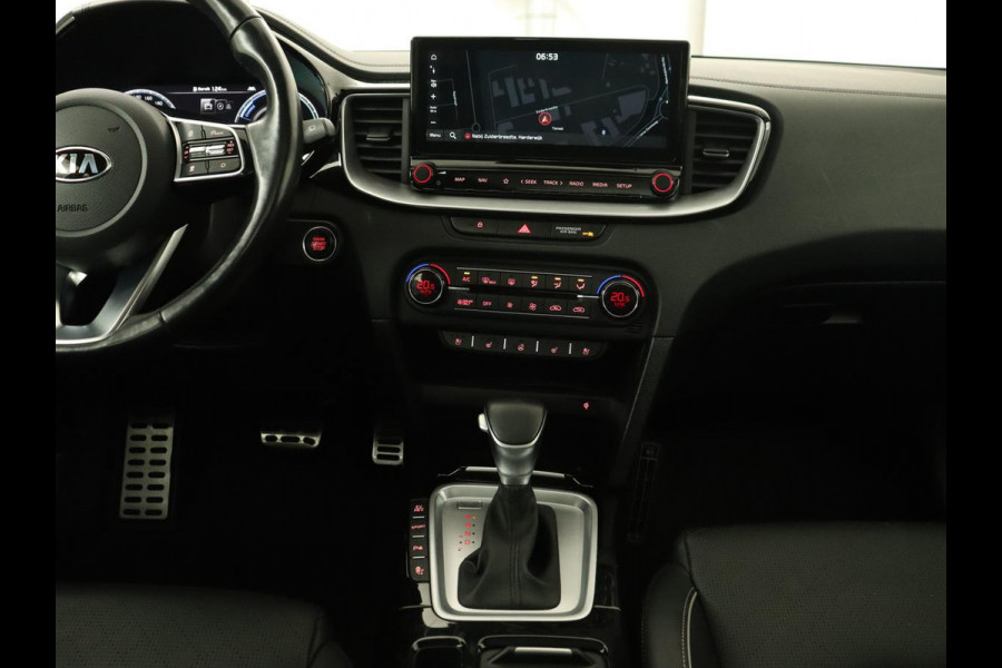 Kia Ceed 1.6 DCT PHEV ExecutiveLine | Panoramadak | Trekhaak | Leder | Stoelventilatie | Carplay | Adaptive cruise | Camera | Stoel & stuurverwarming | Navigatie