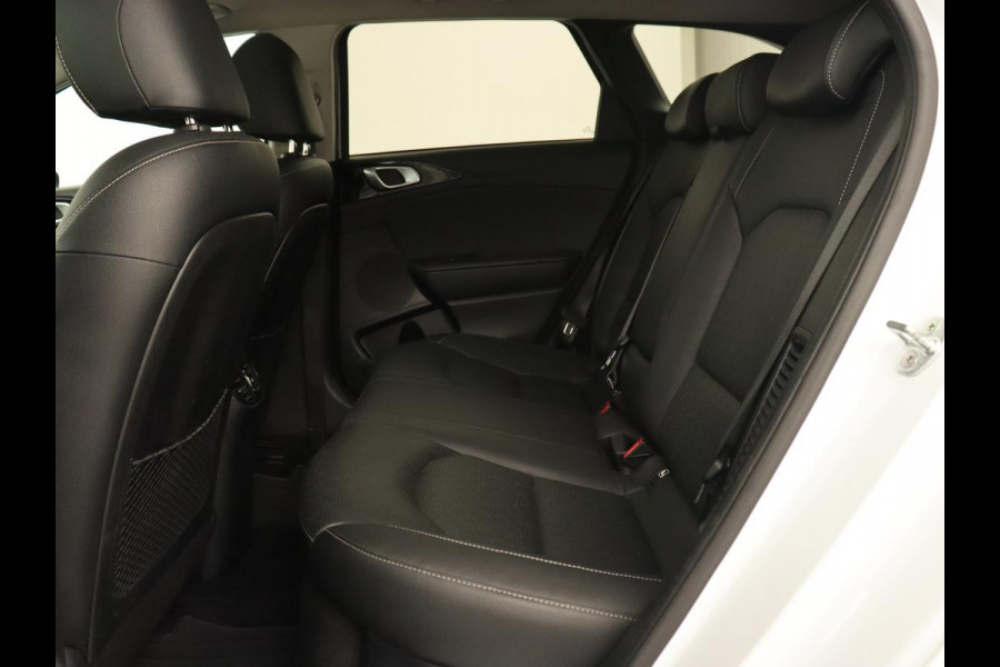Kia Ceed 1.6 DCT PHEV ExecutiveLine | Panoramadak | Trekhaak | Leder | Stoelventilatie | Carplay | Adaptive cruise | Camera | Stoel & stuurverwarming | Navigatie