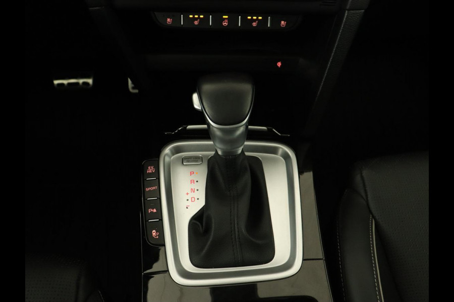 Kia Ceed 1.6 DCT PHEV ExecutiveLine | Panoramadak | Trekhaak | Leder | Stoelventilatie | Carplay | Adaptive cruise | Camera | Stoel & stuurverwarming | Navigatie