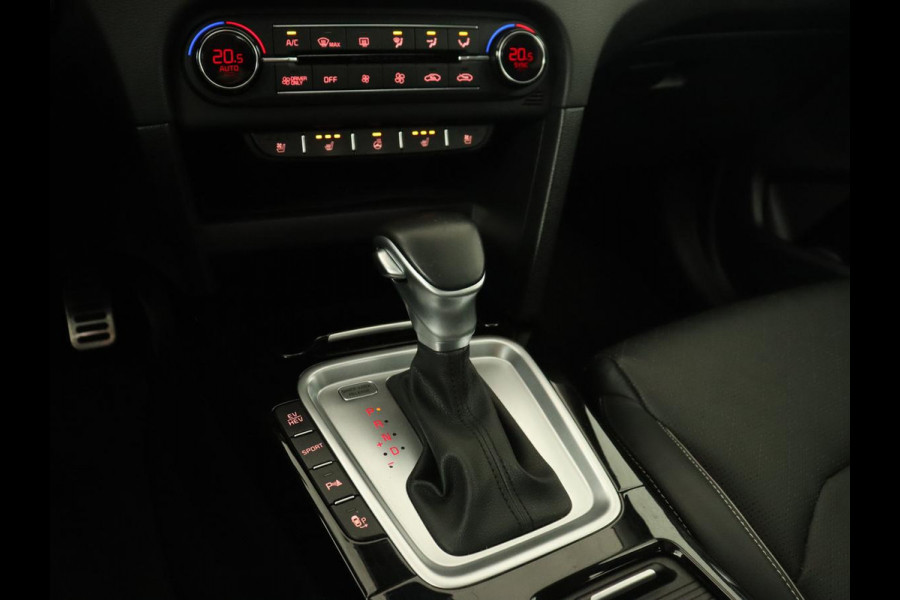 Kia Ceed 1.6 DCT PHEV ExecutiveLine | Panoramadak | Trekhaak | Leder | Stoelventilatie | Carplay | Adaptive cruise | Camera | Stoel & stuurverwarming | Navigatie