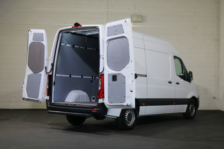 Mercedes-Benz Sprinter 319 3.0 V6 CDI L2 H2 Automaat Airco Navigatie Camera