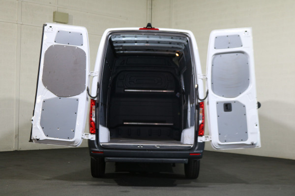 Mercedes-Benz Sprinter 319 3.0 V6 CDI L2 H2 Automaat Airco Navigatie Camera