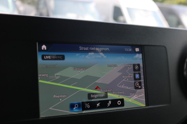 Mercedes-Benz Sprinter 319 3.0 V6 CDI L2 H2 Automaat Airco Navigatie Camera