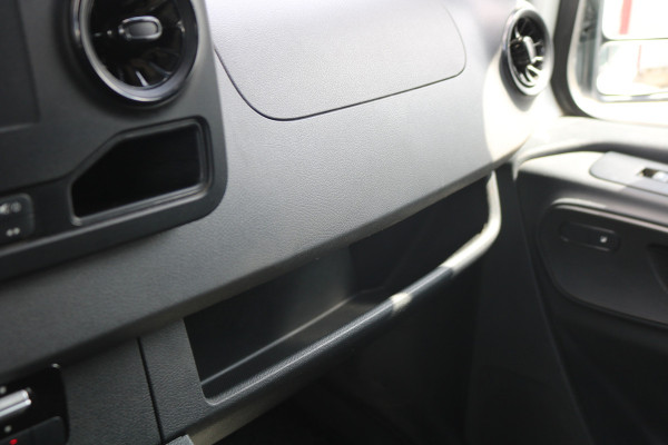 Mercedes-Benz Sprinter 319 3.0 V6 CDI L2 H2 Automaat Airco Navigatie Camera
