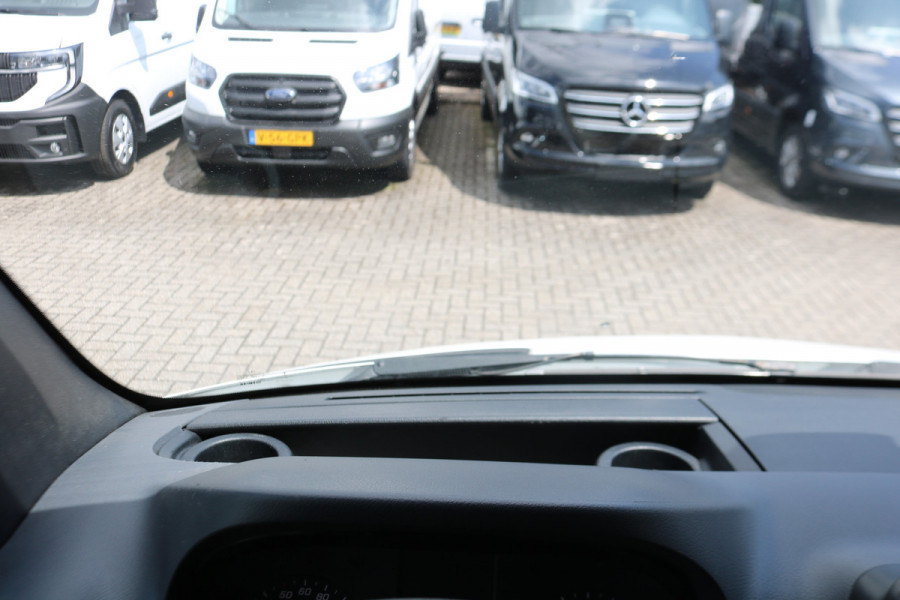 Mercedes-Benz Sprinter 319 3.0 V6 CDI L2 H2 Automaat Airco Navigatie Camera