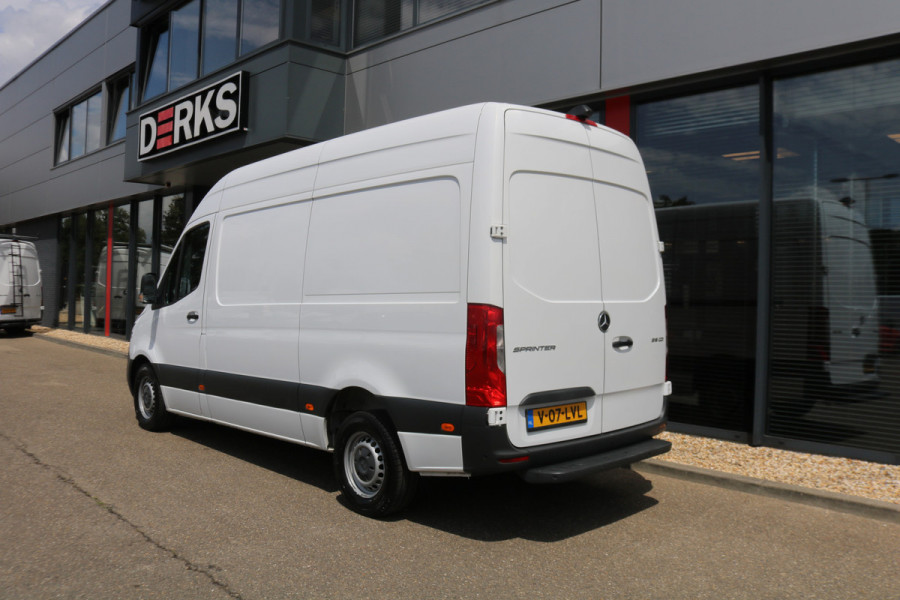 Mercedes-Benz Sprinter 319 3.0 V6 CDI L2 H2 Automaat Airco Navigatie Camera