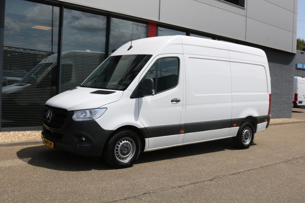 Mercedes-Benz Sprinter 319 3.0 V6 CDI L2 H2 Automaat Airco Navigatie Camera