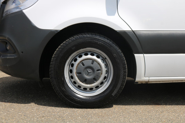 Mercedes-Benz Sprinter 319 3.0 V6 CDI L2 H2 Automaat Airco Navigatie Camera