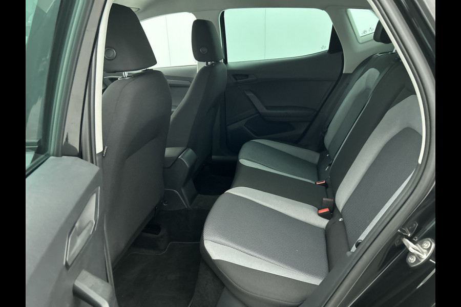 Seat Ibiza 1.0 TSI Style Business Intense (CAMERA, CARPLAY, 1e EIGENAAR, GOED ONDERHOUDEN) Seat Ibiza 1.0 TSI Style Business Intense (CAMERA, CARPLAY, 1e EIGENAAR, GOED ONDERHOUDEN)