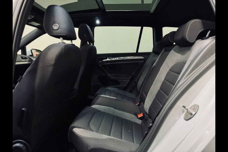 Volkswagen GOLF Variant 1.5 TSI Highline R-Line 2x | Panorama | Camera | Virtual Volkswagen GOLF Variant 1.5 TSI Highline R-Line 2x | Panorama | Camera | Virtual