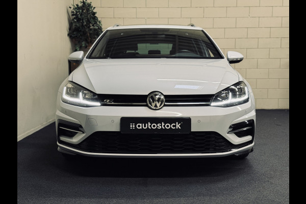 Volkswagen GOLF Variant 1.5 TSI Highline R-Line 2x | Panorama | Camera | Virtual Volkswagen GOLF Variant 1.5 TSI Highline R-Line 2x | Panorama | Camera | Virtual