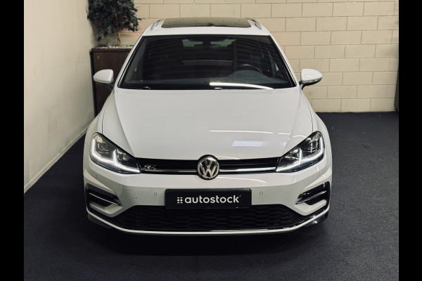 Volkswagen GOLF Variant 1.5 TSI Highline R-Line 2x | Panorama | Camera | Virtual Volkswagen GOLF Variant 1.5 TSI Highline R-Line 2x | Panorama | Camera | Virtual