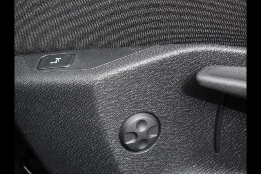 Peugeot 408 1.2 PureTech Allure 130 Automaat Navigatie | Carplay/Android Auto | Climate Control | Adaptive Cruise Control | Virtual cockpit | PDC VA + 360 Camera | Full LED  | LM Velgen Peugeot 408 1.2 PureTech Allure 130 Automaat Navigatie | Carplay/Android Auto | Climate Control | Adaptive Cruise Control | Virtual cockpit | PDC VA + 360 Camera | Full LED  | LM Velgen