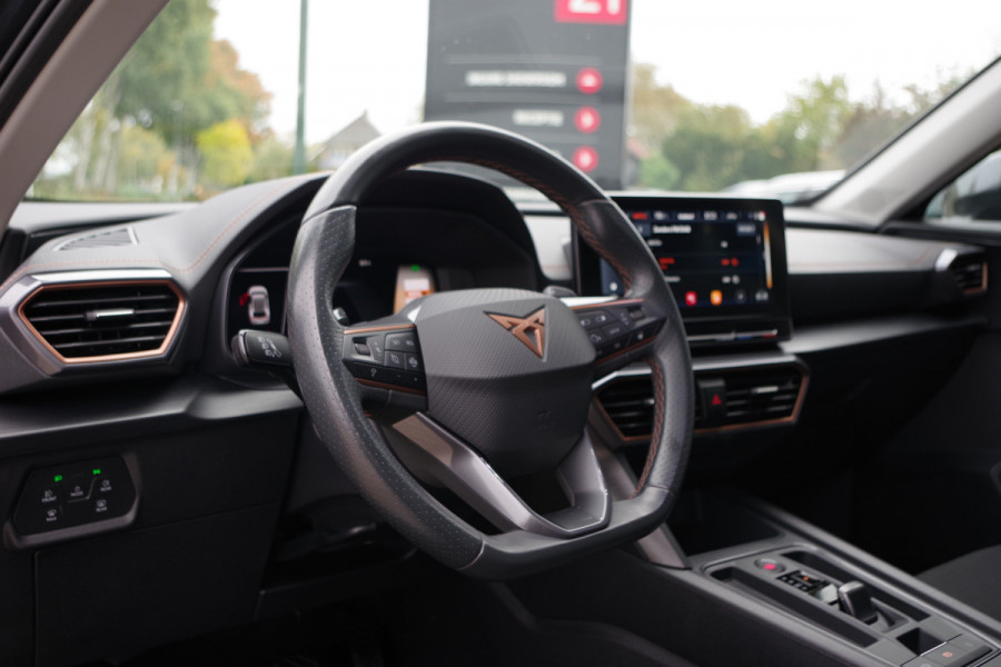 CUPRA Formentor 1.4 e-Hybrid 204 PK Business PHEV, Winterpakket, Adap. Cruise Control, Camera, Carplay CUPRA Formentor 1.4 e-Hybrid 204 PK Business PHEV, Winterpakket, Adap. Cruise Control, Camera, Carplay
