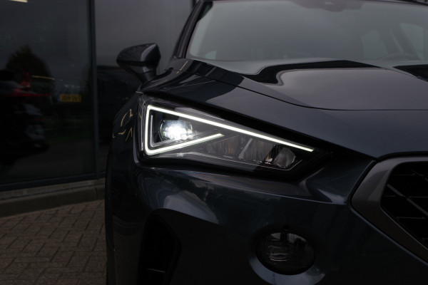 CUPRA Formentor 1.4 e-Hybrid 204 PK Business PHEV, Winterpakket, Adap. Cruise Control, Camera, Carplay CUPRA Formentor 1.4 e-Hybrid 204 PK Business PHEV, Winterpakket, Adap. Cruise Control, Camera, Carplay