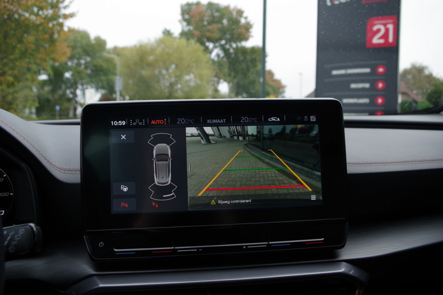 CUPRA Formentor 1.4 e-Hybrid 204 PK Business PHEV, Winterpakket, Adap. Cruise Control, Camera, Carplay CUPRA Formentor 1.4 e-Hybrid 204 PK Business PHEV, Winterpakket, Adap. Cruise Control, Camera, Carplay
