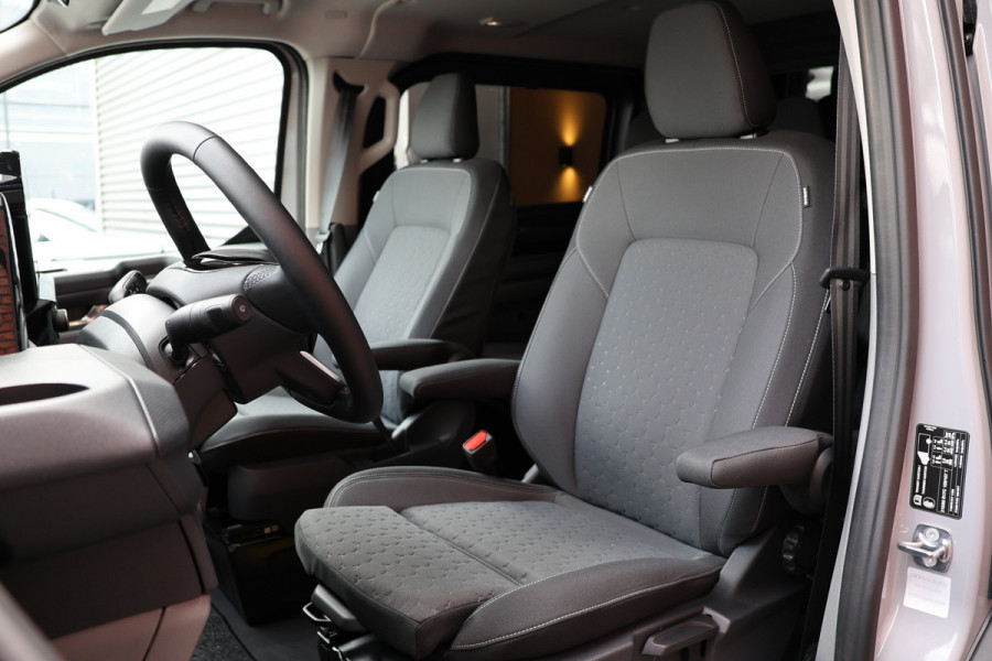 Ford Transit Custom 320 2.0 TDCI 170PK L2H1 DC LIMITED | 360 Camera | ACC | Blind Spot | Navigatie | Camera | CarPlay | Lane Assist | Elek. Trekhaak | 5-Zitter | Dubbel Cabine | MODELJAAR 2025 | BPM VRIJ | Verlengde fabrieksgarantie tot 12-2029 | Dubbel Cabine
