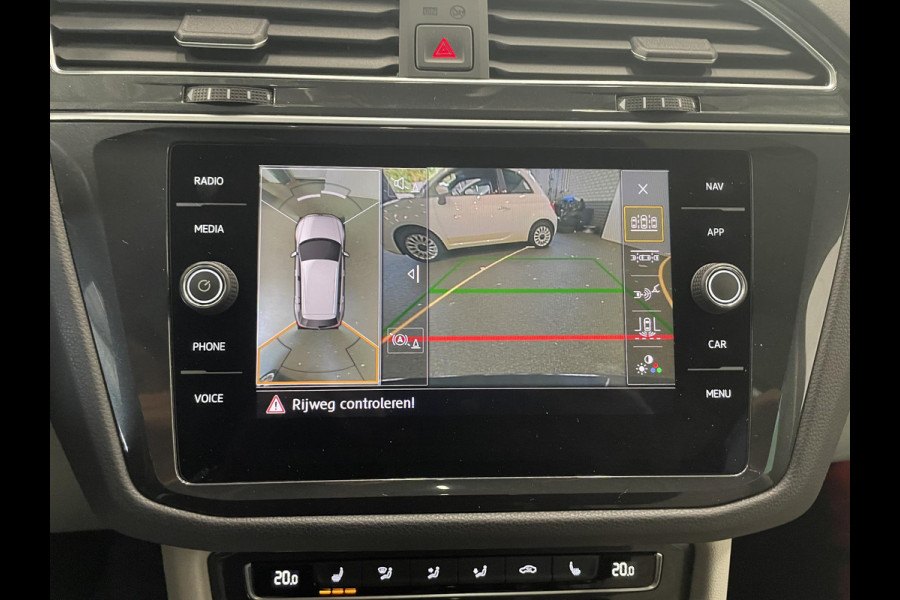 Volkswagen Tiguan 1.5 TSI 150pk DSG R-Line Platinum Panoramadak Navigatie Apple Carplay/Android Auto Camera Parkeersensoren Adaptive Cruise Control Leder Memory stoelen Stoelverwarming Elektrische achterklep Climate Control Virtual Cockpit Volkswagen Tiguan 1.5 TSI 150pk DSG R-Line Platinum Panoramadak Navigatie Apple Carplay/Android Auto Camera Parkeersensoren Adaptive Cruise Control Leder Memory stoelen Stoelverwarming Elektrische achterklep Climate Control Virtual Cockpit