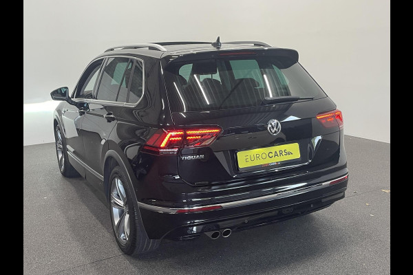 Volkswagen Tiguan 1.5 TSI 150pk DSG R-Line Platinum Panoramadak Navigatie Apple Carplay/Android Auto Camera Parkeersensoren Adaptive Cruise Control Leder Memory stoelen Stoelverwarming Elektrische achterklep Climate Control Virtual Cockpit Volkswagen Tiguan 1.5 TSI 150pk DSG R-Line Platinum Panoramadak Navigatie Apple Carplay/Android Auto Camera Parkeersensoren Adaptive Cruise Control Leder Memory stoelen Stoelverwarming Elektrische achterklep Climate Control Virtual Cockpit