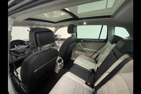 Volkswagen Tiguan 1.5 TSI 150pk DSG R-Line Platinum Panoramadak Navigatie Apple Carplay/Android Auto Camera Parkeersensoren Adaptive Cruise Control Leder Memory stoelen Stoelverwarming Elektrische achterklep Climate Control Virtual Cockpit Volkswagen Tiguan 1.5 TSI 150pk DSG R-Line Platinum Panoramadak Navigatie Apple Carplay/Android Auto Camera Parkeersensoren Adaptive Cruise Control Leder Memory stoelen Stoelverwarming Elektrische achterklep Climate Control Virtual Cockpit