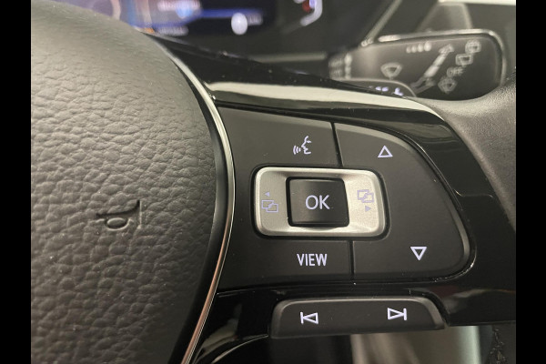 Volkswagen Tiguan 1.5 TSI 150pk DSG R-Line Platinum Panoramadak Navigatie Apple Carplay/Android Auto Camera Parkeersensoren Adaptive Cruise Control Leder Memory stoelen Stoelverwarming Elektrische achterklep Climate Control Virtual Cockpit Volkswagen Tiguan 1.5 TSI 150pk DSG R-Line Platinum Panoramadak Navigatie Apple Carplay/Android Auto Camera Parkeersensoren Adaptive Cruise Control Leder Memory stoelen Stoelverwarming Elektrische achterklep Climate Control Virtual Cockpit