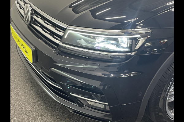 Volkswagen Tiguan 1.5 TSI 150pk DSG R-Line Platinum Panoramadak Navigatie Apple Carplay/Android Auto Camera Parkeersensoren Adaptive Cruise Control Leder Memory stoelen Stoelverwarming Elektrische achterklep Climate Control Virtual Cockpit Volkswagen Tiguan 1.5 TSI 150pk DSG R-Line Platinum Panoramadak Navigatie Apple Carplay/Android Auto Camera Parkeersensoren Adaptive Cruise Control Leder Memory stoelen Stoelverwarming Elektrische achterklep Climate Control Virtual Cockpit