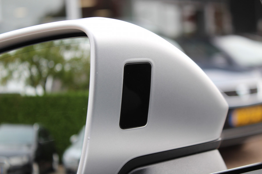 Audi A6 Allroad quattro 55 TFSI Pro Line Plus / Trekhaak / Panoramadak / Camera / Leder / Keyless / 20'' / CarPlay / B&O / Stuurverwarming / Dodehoek / DAB / ACC / Stoelverwarming / Zonnescherm zijruiten